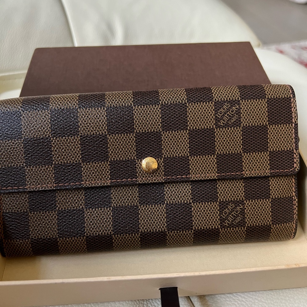 LV wallet